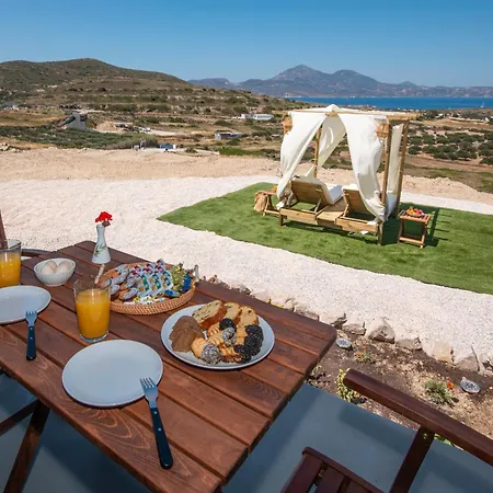 Esperos Panoramic View 2 アパート